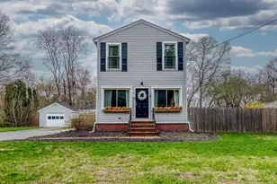 941 S Precinct St, Taunton, MA 02718 - Photo 1