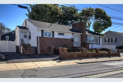 26 Newhall St, Revere, MA 02151 - Photo 1