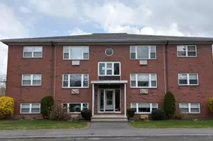 31 Warren St, Waltham, MA 02453 - Photo 1