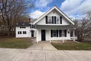 25 Pleasant St, Athol, MA 01331 - Photo 1
