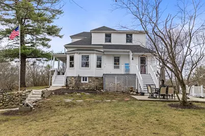 176 Forest St, Melrose, MA 02176 - Photo 1