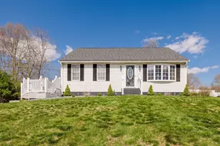 86 Cranesbill Rd, Taunton, MA 02780 - Photo 1