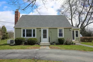 249 Pleasant St, Lunenburg, MA 01462 - Photo 1