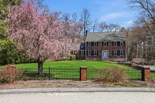 76 Tucker Farm Rd, North Andover, MA 01845 - Photo 1