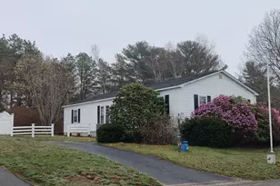 61 Pinehurst Dr, Plymouth, MA 02360 - Photo 1