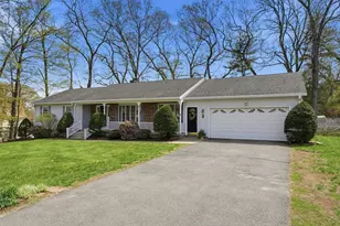 9 Jennifer Dr, West Springfield, MA 01089 - Photo 1