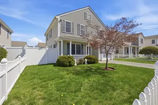 232 Reeves St, Fall River, MA 02721 - Photo 1