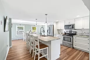 34 Glenvale Ave, Billerica, MA 01821 - Photo 1