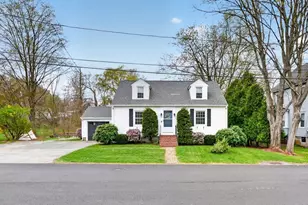 13 Pleasant St, Southborough, MA 01745 - Photo 1