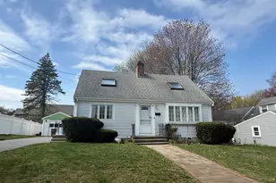 43 Hillcroft St, Waltham, MA 02452 - Photo 1