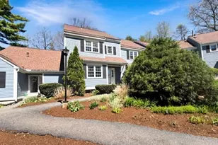 27 Heritage Dr, Northbridge, MA 01588 - Photo 1