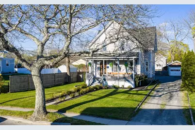 151 Main St, Fairhaven, MA 02719 - Photo 1
