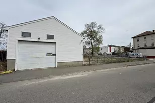 44 Ellsworth St, Worcester, MA 01610 - Photo 1
