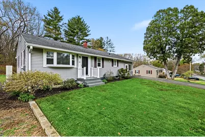 39 Hillside Ave, South Hadley, MA 01075 - Photo 1