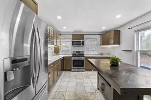 43 Allen St, Gardner, MA 01440 - Photo 1