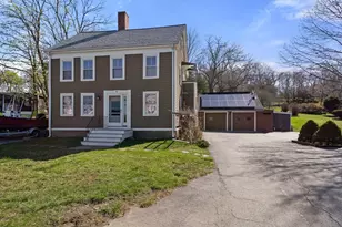 31 Eastern Ave, Essex, MA 01929 - Photo 1