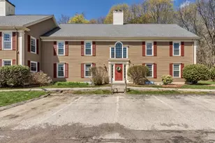 35 Essex Green Ln, Peabody, MA 01960 - Photo 1