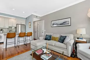 58 Winthrop St, Boston, MA 02129 - Photo 1
