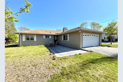 14 Governors St, Worcester, MA 01606 - Photo 1