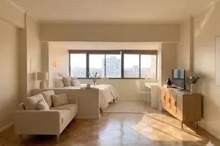 9 Hawthorne Pl, Boston, MA 02114 - Photo 1