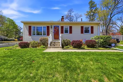 240 Pasco Rd, Springfield, MA 01151 - Photo 1
