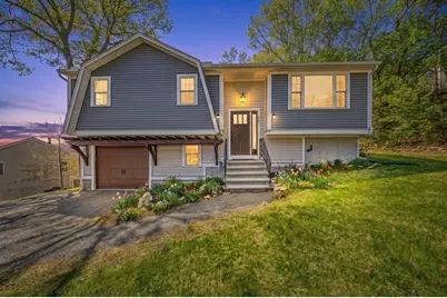 39 Blueberry Hill Rd, Woburn, MA 01801 - Photo 1