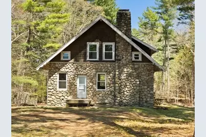 876 Plymouth St, East Bridgewater, MA 02333 - Photo 1