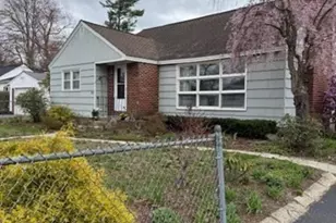 71 Chapel St, Shirley, MA 01464 - Photo 1