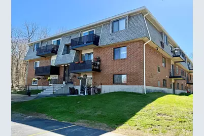 176 Maple Ave #5-25, Rutland, MA 01543 - Photo 1