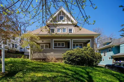 4 Chamberlain Pkwy, Worcester, MA 01602 - Photo 1