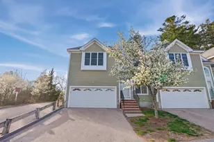 43 Knowlton Cir, Upton, MA 01568 - Photo 1