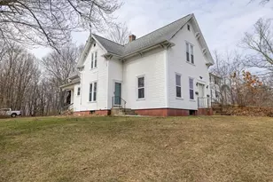 54 Ash St, Spencer, MA 01562 - Photo 1