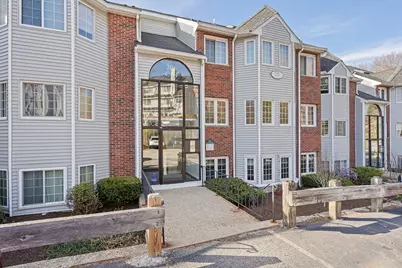 206 Tall Oaks Dr #F, Weymouth, MA 02190 - Photo 1