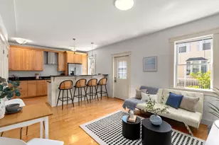 11 Vandine St, Cambridge, MA 02141 - Photo 1