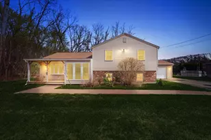 137 Bryn Mawr Ave, Auburn, MA 01501 - Photo 1