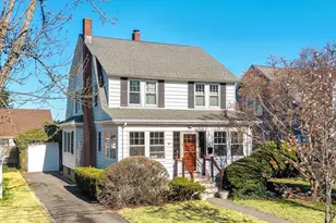 29 Thaxter Rd, Newton, MA 02460 - Photo 1