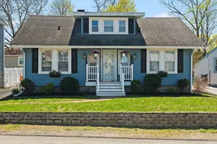 19 Lake Shore Dr, Weymouth, MA 02189 - Photo 1