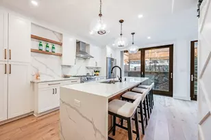 776 E 6th St, Boston, MA 02127 - Photo 1