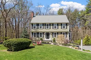 112 Stonecleave Rd, North Andover, MA 01845 - Photo 1