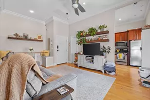 7 Stillman Pl, Boston, MA 02113 - Photo 1