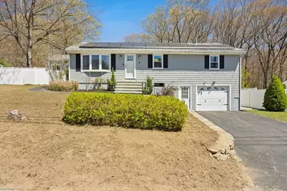 6 Ascension St, Blackstone, MA 01504 - Photo 1