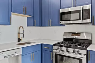 301 Bunker Hill St, Boston, MA 02129 - Photo 1