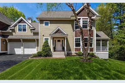 9 Thurston Place #9, Medfield, MA 02052 - Photo 1
