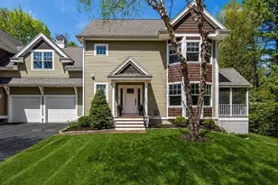9 Thurston Pl, Medfield, MA 02052 - Photo 1