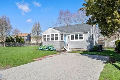 104 Hartford Rd, Marshfield, MA 02050 - Photo 1