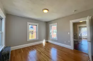 17 Sanborn, Reading, MA 01867 - Photo 1