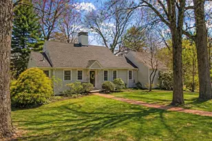22 Standish Rd, Wellesley, MA 02481 - Photo 1
