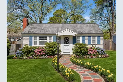 9 Mayflower Rd, Yarmouth, MA 02673 - Photo 1
