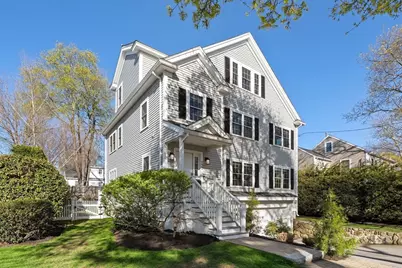 152 Charlton St, Arlington, MA 02476 - Photo 1