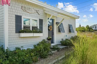 128 Old Point Rd, Newburyport, MA 01950 - Photo 1
